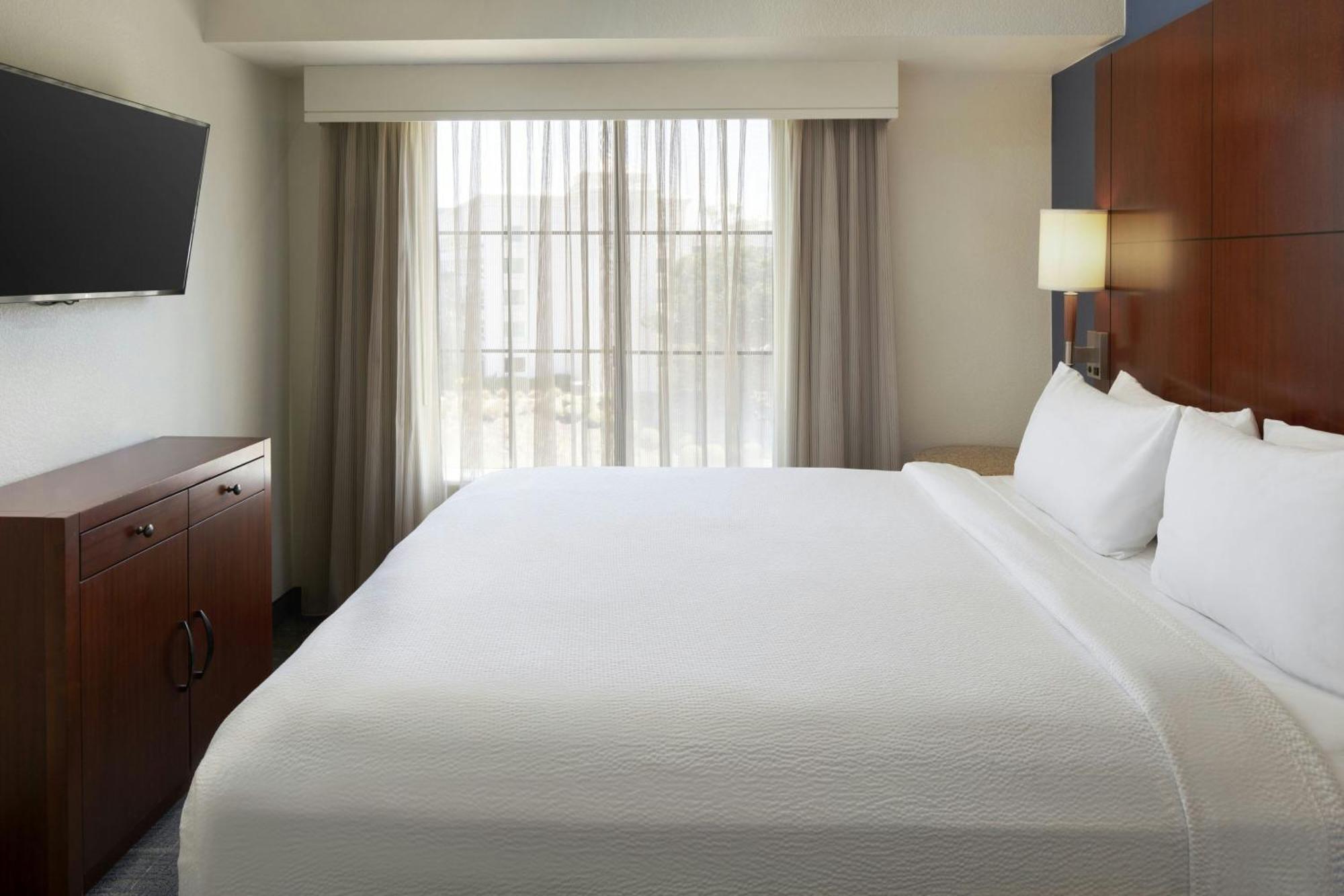 Residence Inn San Diego Del Mar Bagian luar foto